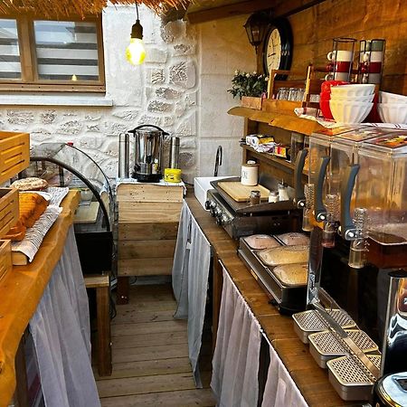 Les Chambres De Paulette Chambres A Theme Jack Sparrow Sainte-Marie-la-Mer Luaran gambar