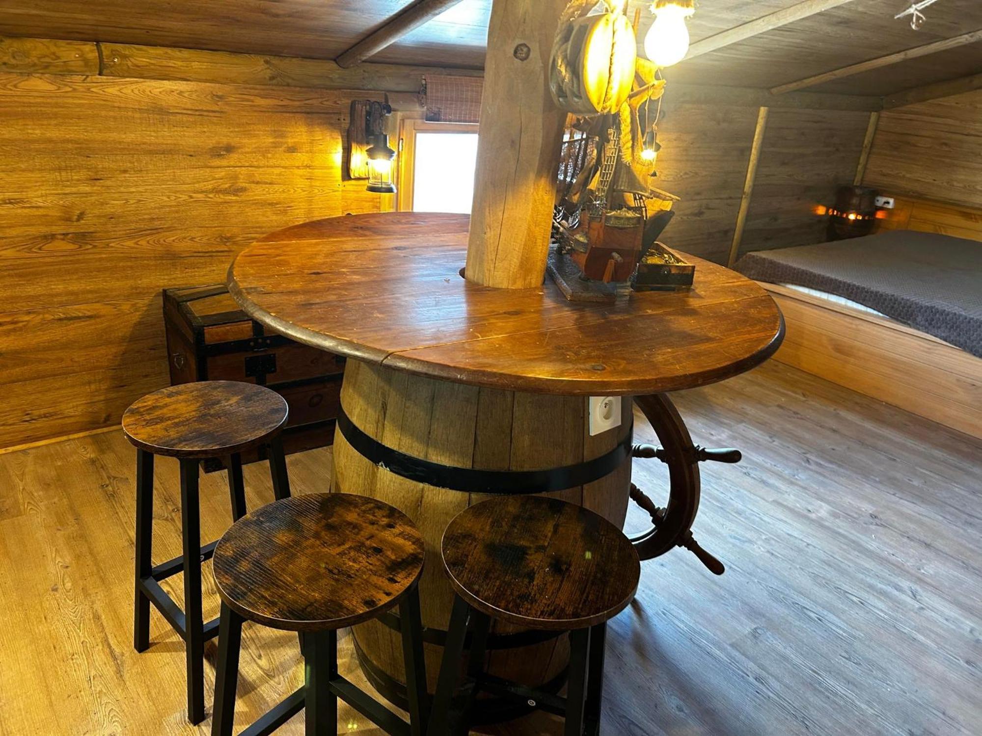 Les Chambres De Paulette Chambres A Theme Jack Sparrow Sainte-Marie-la-Mer Luaran gambar
